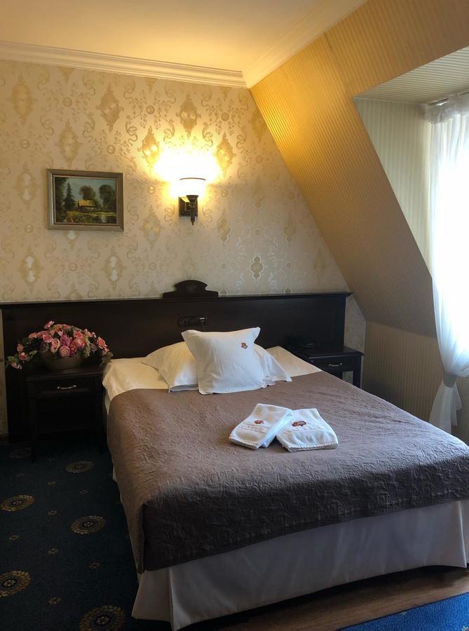 Olawian Hotel Oława Buitenkant foto